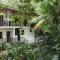 Riverside Apartments - Walk to the Beach in Santa Teresa! Newly Renovated!
