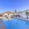 Norwalk Retreat with Pool about 11 Mi to Disneyland Park - نورووك