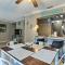 Seminole Townhome Easy Access to Beaches!