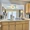 Seminole Townhome Easy Access to Beaches! - Seminole