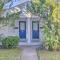Midtown Cottage Walk to Overton Square