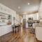 Marvelous Midtown Stay with a Modern Twist