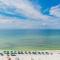 Ocean Breeze West 805
