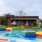 Crusoe Cabins Casobe