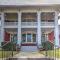 Historic Details with Modern Comforts in Midtown - ممفيس