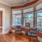 Classic Woodwork and Details in 1912 Colonial - Мемфис
