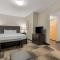 Best Western Plus Airport Inn & Suites - Saskatoon