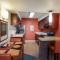 SenS Suites Livermore; SureStay Collection by Best Western - ليفرمور