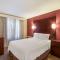 SenS Suites Livermore; SureStay Collection by Best Western - Livermore