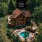 Chalet White Wolf SPA at Fiddlers Lake