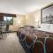 Super 8 by Wyndham Grove City