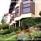 Vista Real Residence