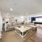 New Construction Modern Luxury Retreat w 6 Beds