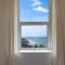 Bright & beautiful 4 bedroom house with sea views - Portland
