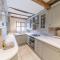 2 Dixon Ground Coniston