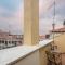 Bright Apartment On Venetian Roofs R&R