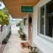 An Island Getaway at Palm Tree Villas - Holmes Beach