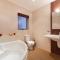 Spacious Seafront APT with Living, Sofa, WIFI & AC by 360 Estates - سليمة