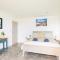 Pure relaxation at its finest, offering moments of harmony and tranquillity - Sauna & Hot tub