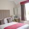 The Lawn Guest House Gatwick - Horley