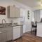 Stunning Big Home Near Downtown North Shore & More