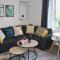 Modern Craigie Apartment