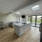 Newly renovated 3 Bed property - countryside views - Dunstall