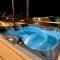 Malibu Mansion Panoramic dreamhome with jacuzzi by Solrentspain - Fuengirola