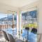 Central Style - 3 Bedroom Townhouse with Lakeview
