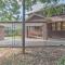 Beautiful Bungalow Stones throw from Cooper Young