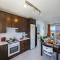 Green Bay Penthouse 2