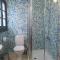 Phaedrus Living: Cozy Down Town House Aischylou