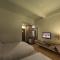 Arenaa Deluxe Hotel