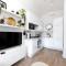 JOIVY Bright and Modern Flat with Desk - 爱丁堡