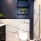 JOIVY Bright and Modern Flat with Desk - 爱丁堡