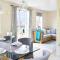 Lakeside property with spa access on a nature reserve Misty Lodge MV69 - Somerford Keynes