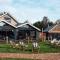 Lakeside property with spa access on a nature reserve Kingfisher Lodge CW80