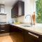 Lakeside property with spa access Thistledown HM25 - 萨默福德凯恩斯
