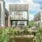 Lakeside roof terrace with Spa access Le Mirage