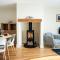 Luxury property with spa access on a nature reserve Hambury Cottage BV22