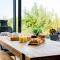 Luxury lakeside property with spa access ML44