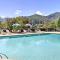 Beautiful Whittier Condo with Deck and Mtn Views! - 惠提尔