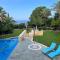 Amorosa Beach Villa 14