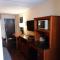 Econo Lodge Inn & Suites - Griffin