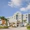 Holiday Inn Express Hotel & Suites Port St. Lucie West, an IHG Hotel - Port Saint Lucie