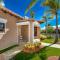 Opal 233 - Palm-Eagle Beach