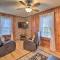 Cozy Knoxville Getaway about 8 Mi to Downtown!