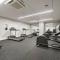 HostWise Stays - Free Garage Parking, Gym, City Views! - Pittsburgh