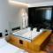 ZOE LUXURY SUITES