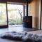Atelier Bee's Knees Bed & Breakfast - Ikoma